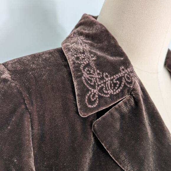 Tahari Velvet Topper Jacket Blazer 10 Brown Embroidery Whimsigoth Boho Lagenlook - Picture 7 of 10